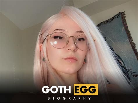 goth egg nude|BigTittyGothEggs Porn Videos 